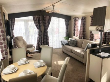 Regal Lodge - Image 4