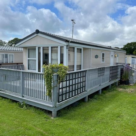 1 3 450x450, Fairway Holiday Park Isle Of Wight