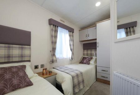 Residential Spec Countryside Lodge - Image 11