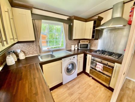 Westwood Mini Lodge - Image 6
